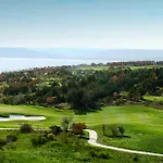 Golf In Lighthouse Golf & *