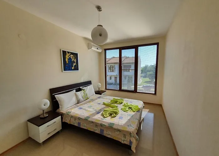 Golf In Lighthouse Golf & Balchik