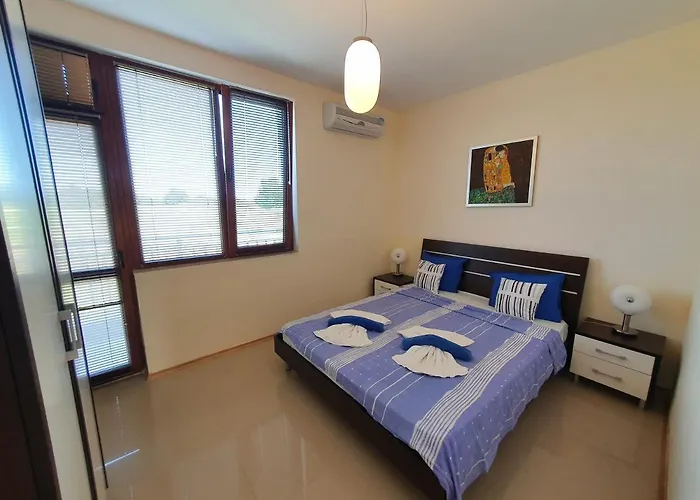 Golf In Lighthouse Golf & * Balchik